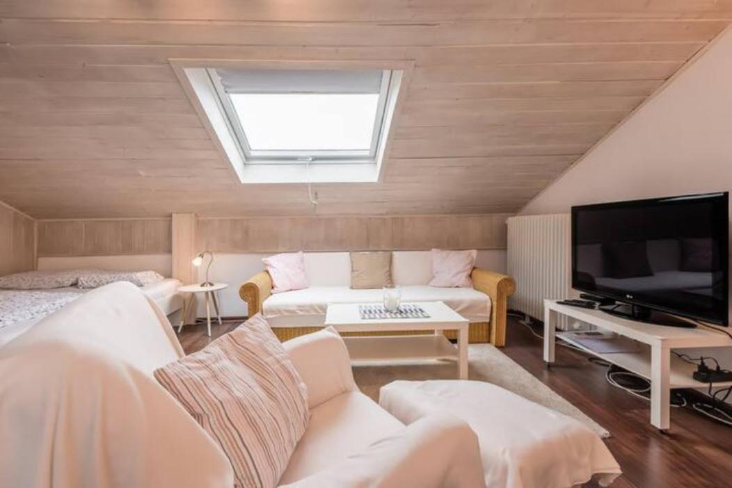 Modernes Zum Wohlfuehlen Apartment